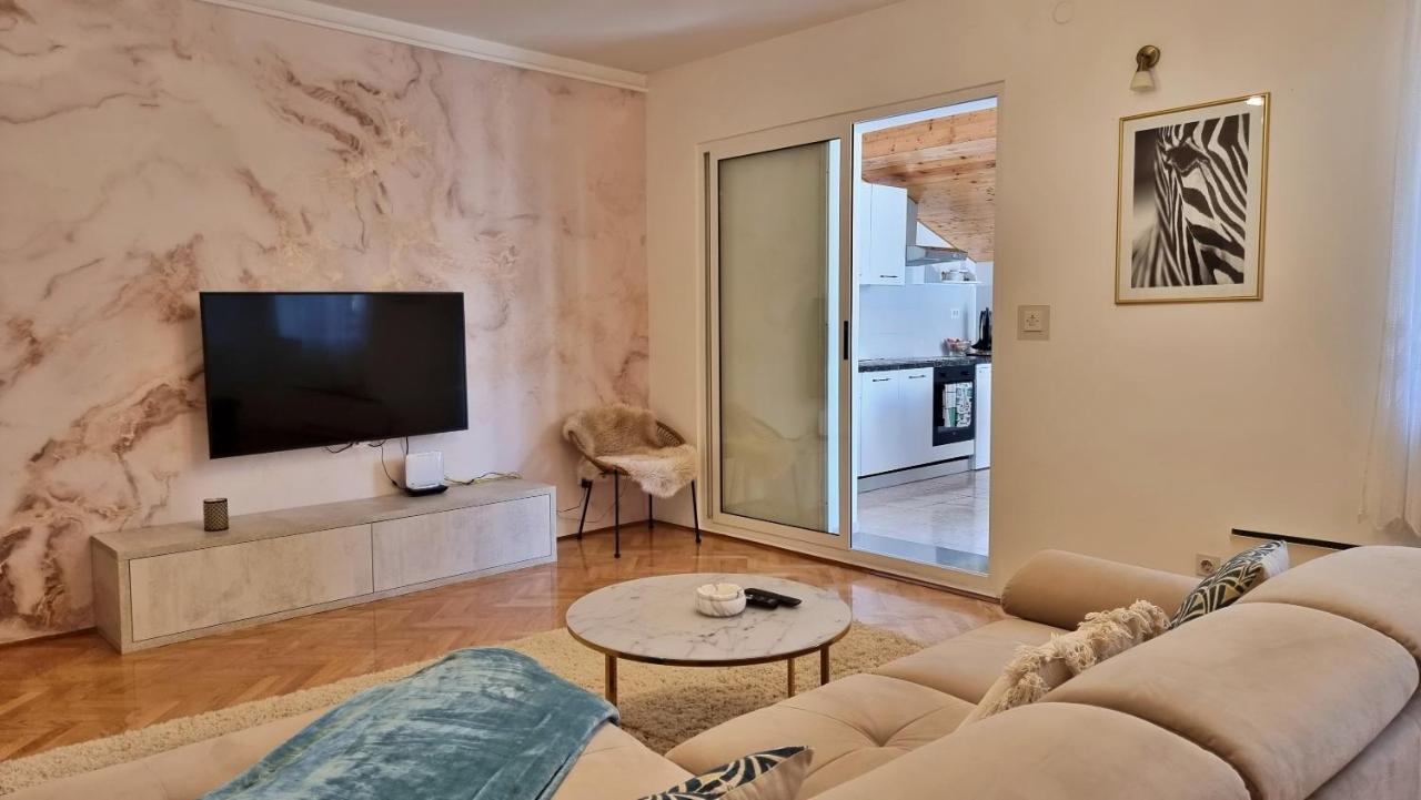 Apartment Hana Omiš Εξωτερικό φωτογραφία